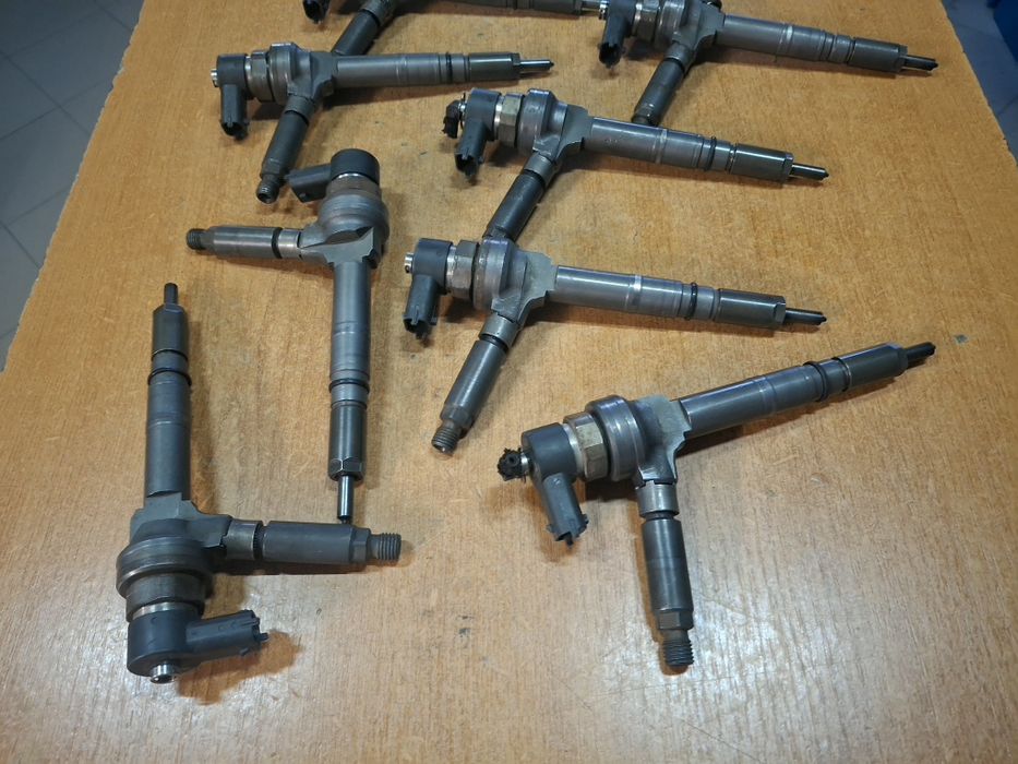 Injectoare Opel Astra H  Meriva  Combo  Astra G 1.7 Cdti(Bosch)