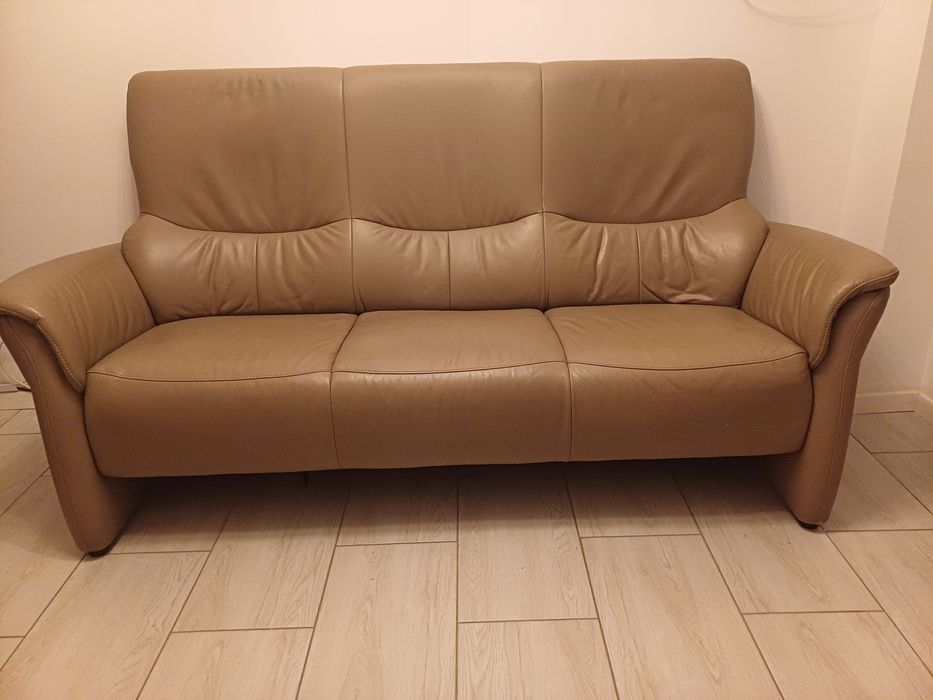 Canapea piele naturala