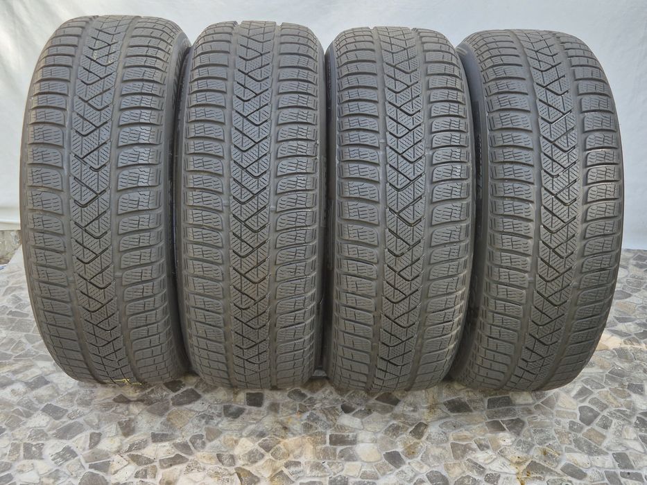 4бр 225 55 18 Pirelli Зимни 19г