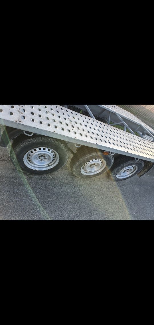 Vând Mercedes ML 2.7 cuplaj cu remorca dublă