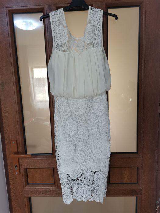 Rochie eleganta din dantela