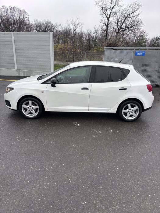 Se vinde Seat ibiza 2010