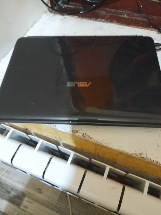 ASUS NOTBUK ishlashi yaxshi