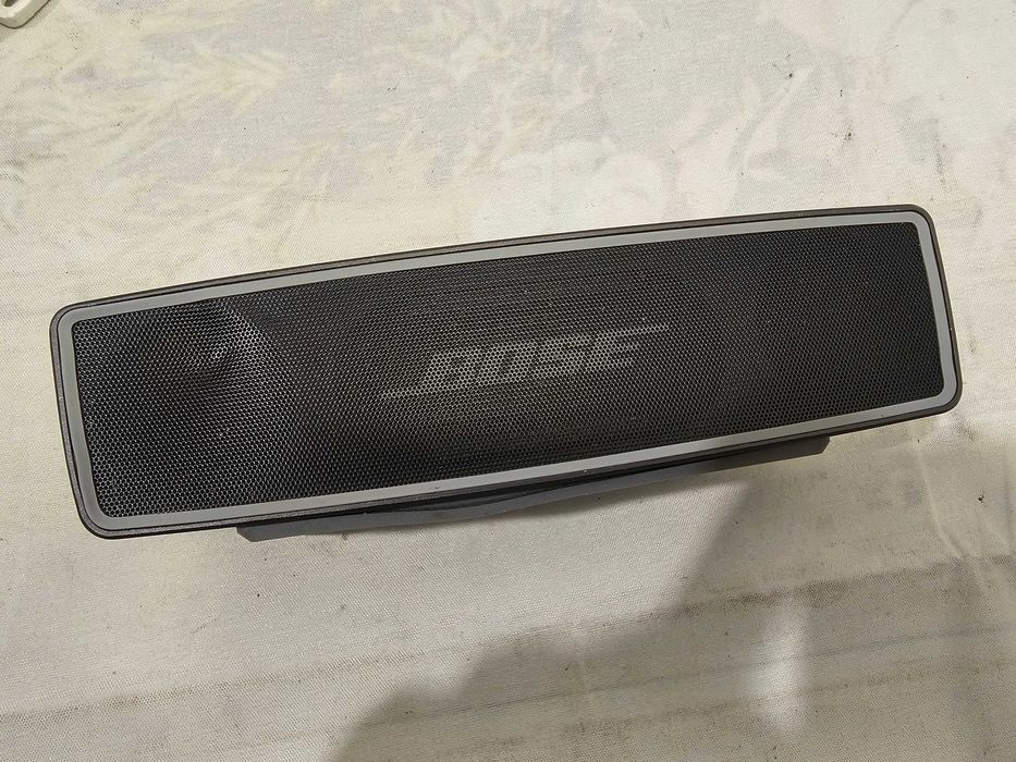 Defect Bose Soundlink nu porbeste muzica