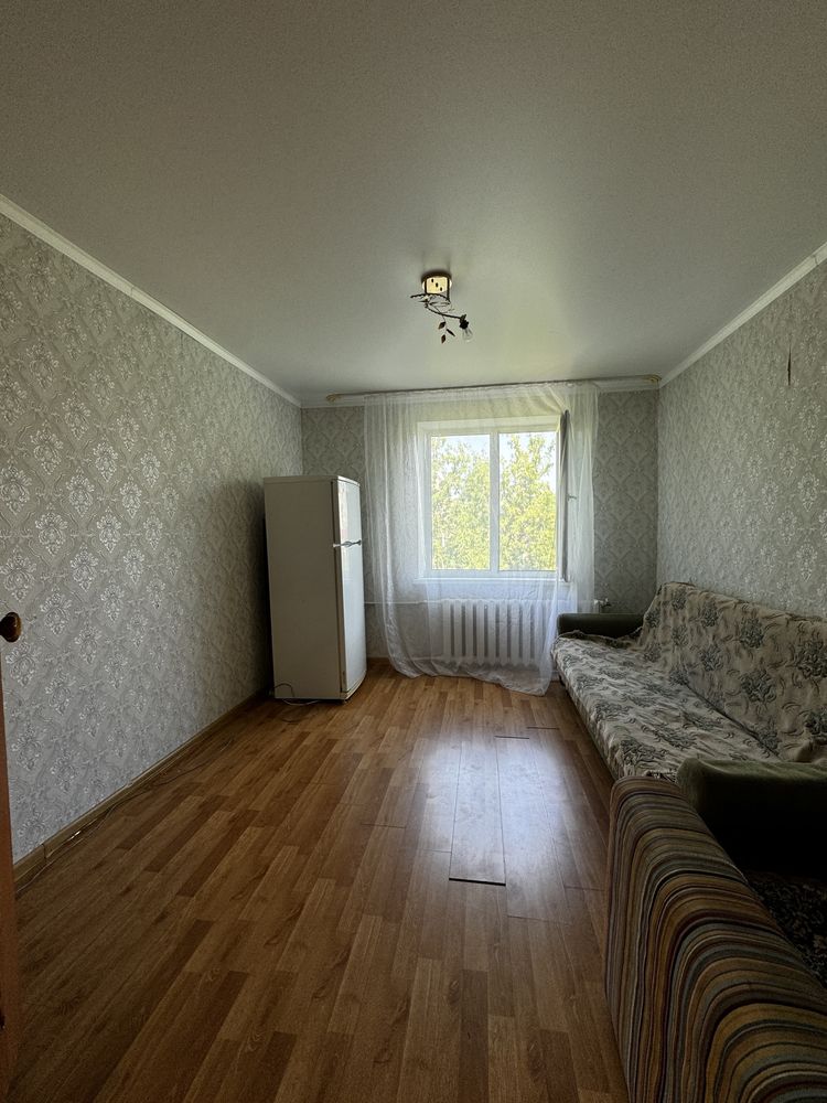 Продается 3-х 1990 г