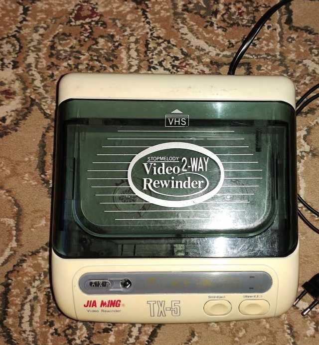 Перемотчик видеокассет (VHS) TX-5 Video Rewinder.