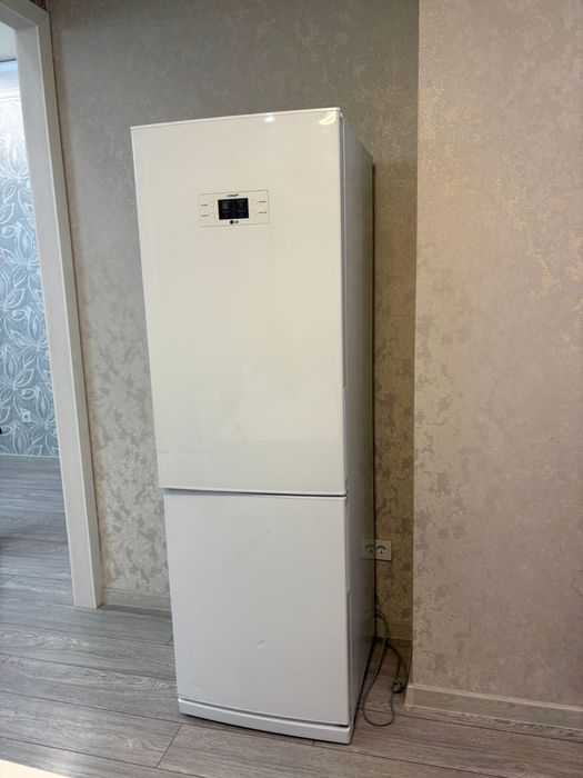 Продам холодильник LG, б/у