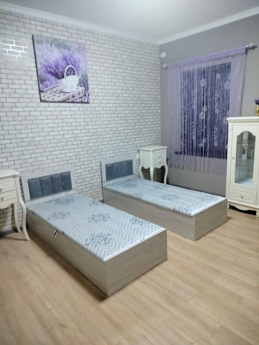 Однокомнатная квартирас отдельным входом в частном доме(Зал,кухня,с/у)