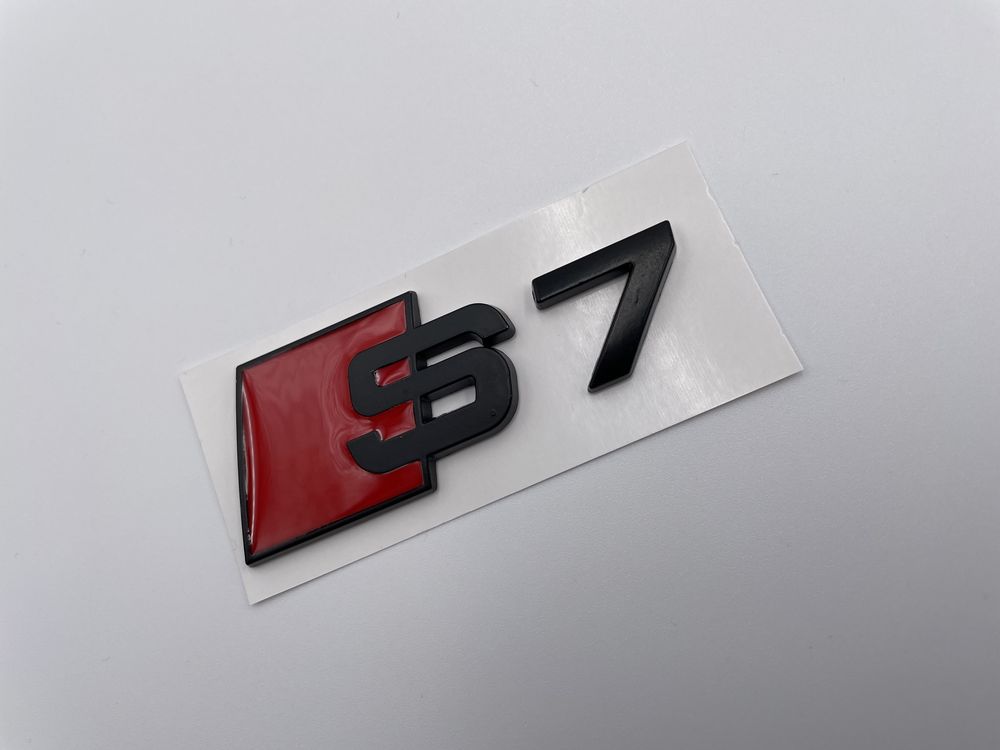 Emblema Audi S7 spate metal negru