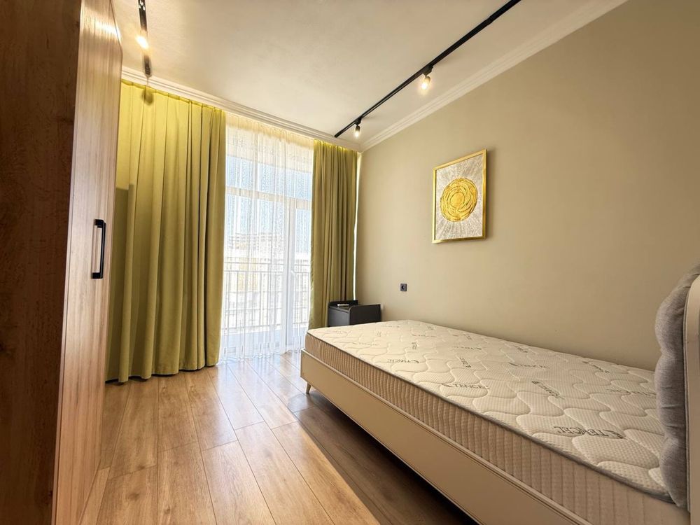 Продается 4х ком евро  кв в ЖК Соларис на Кушбеги. 152квадрат