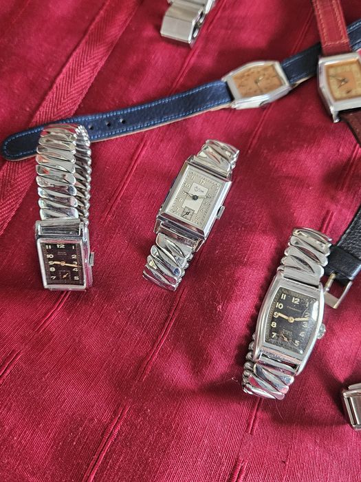 Колекция от 10  ръчни часовници арт деко 1940г.
