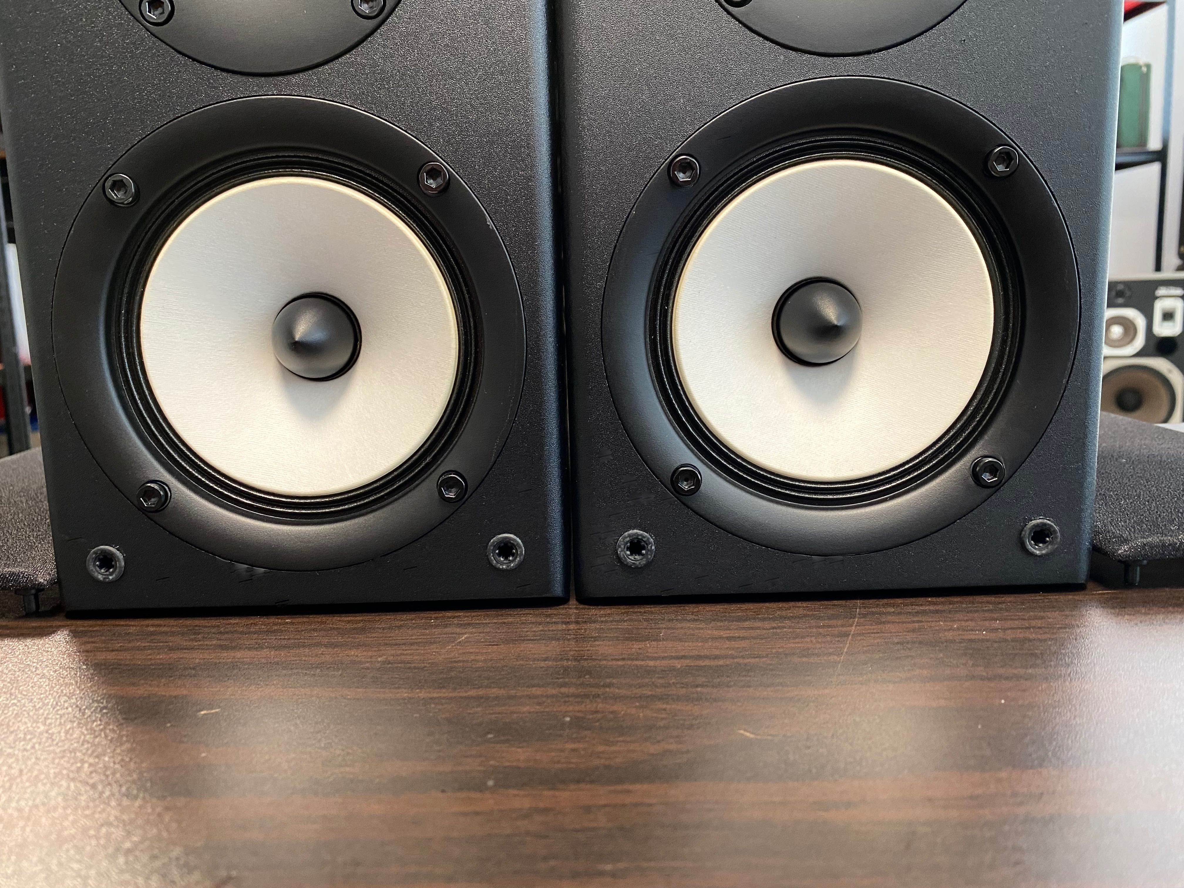 Чудесни тонколони Onkyo