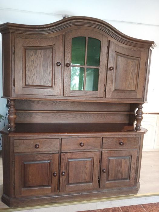 Ретро кухненски шкаф