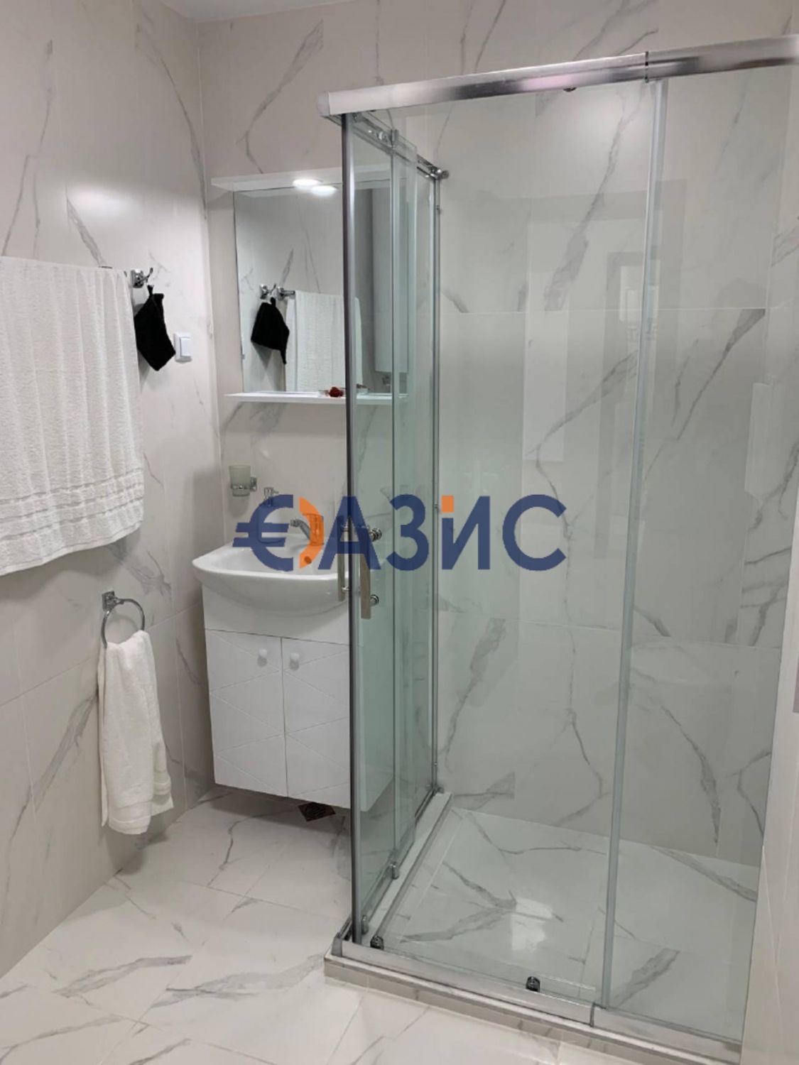 Нов апартамент с 2 спални и паркомясто в комплекс "Етера 4", Свети