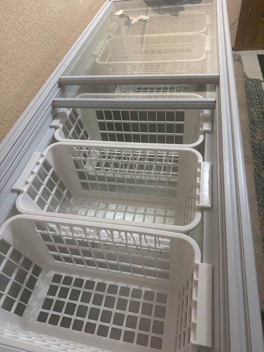 Продам морозилку 473л  размер 1,70/65