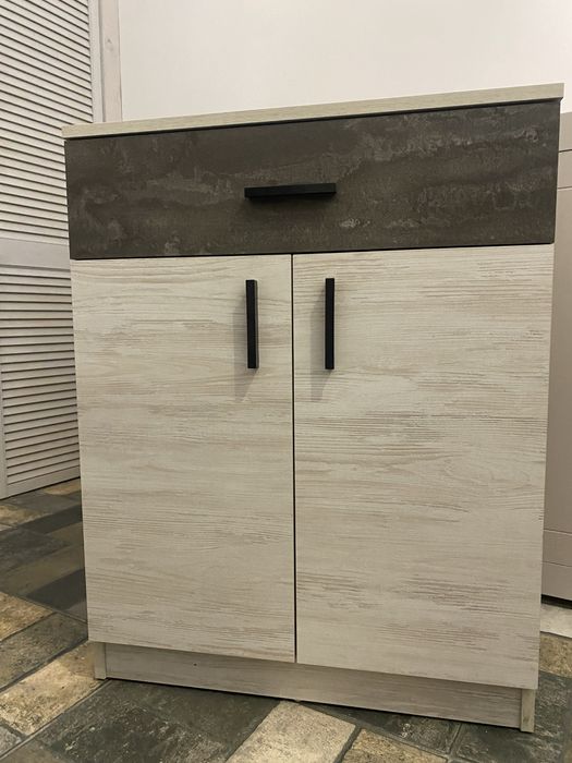 Pantofar din pal gri