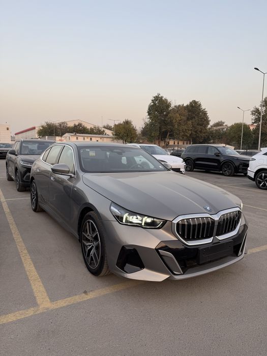 Bmw i5 M sport 35l