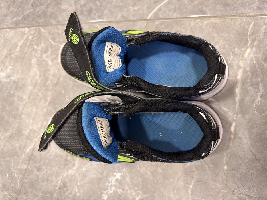 Skechers flex glow elite светещи