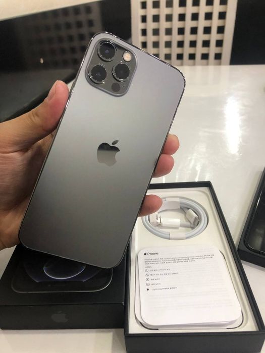 Iphone 12 pro sotiladi