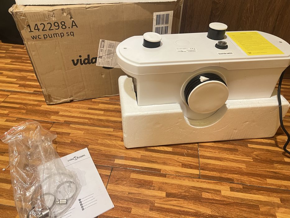 Pompa WC cu tocător, evacuare verticală 7m, 600W, 140l/minur