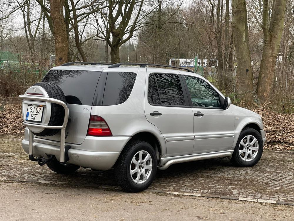 Mercedes ml 270 cdi 163 cp proprietar