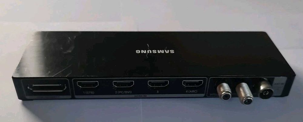 Оригинална кутия за Samsung One Connect за KS8000 KS9000 BN91-17814C