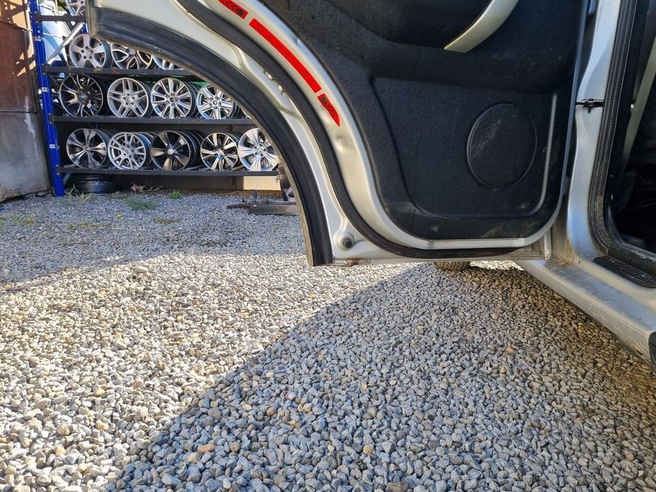 Usa Stanga Spate Land Rover Freelander 1 2001 - 2006 SUV 4 Usi 737 Zambezi Silver ...