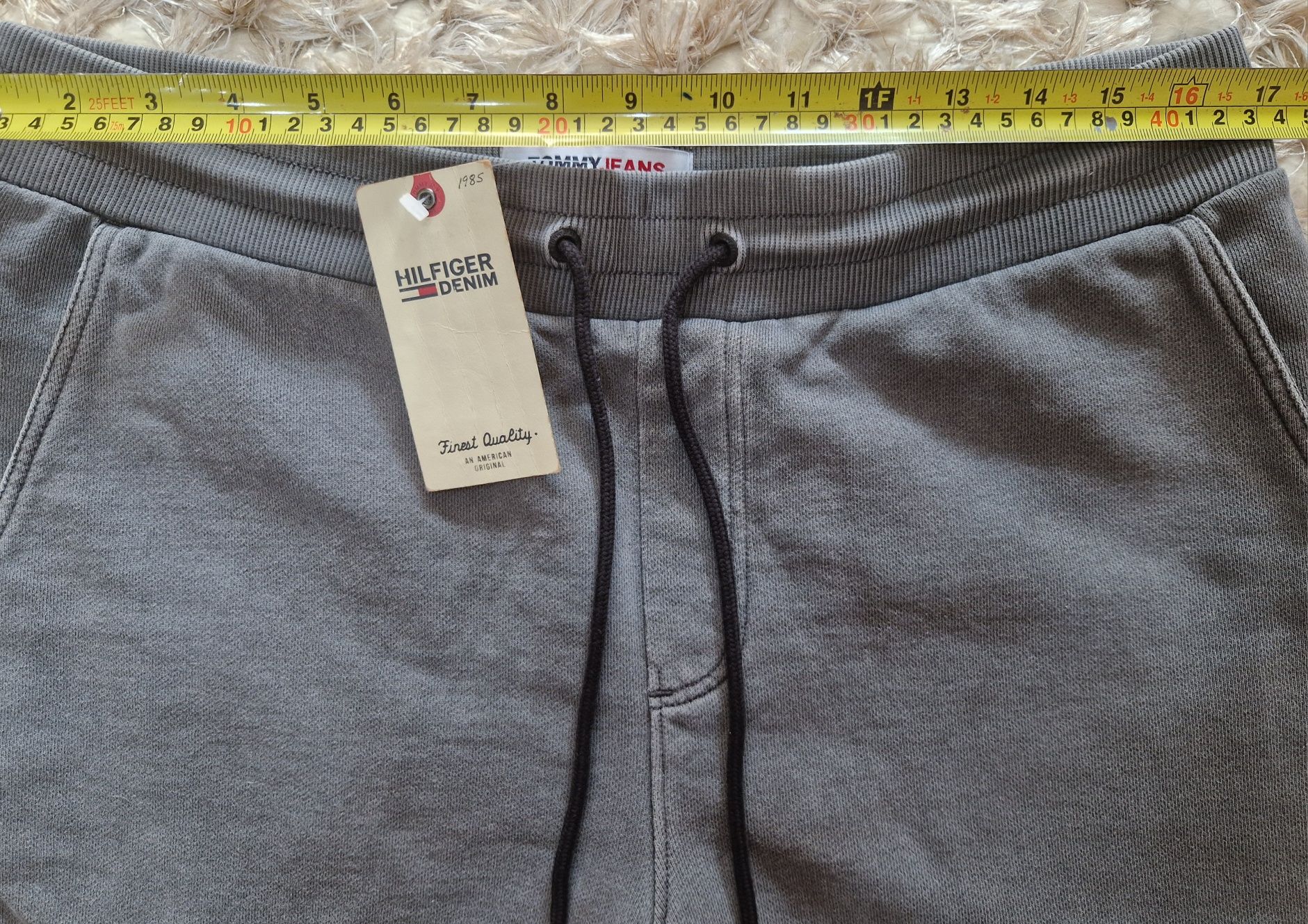Pantalon scurt sport din colectia Tommy Hilfiger