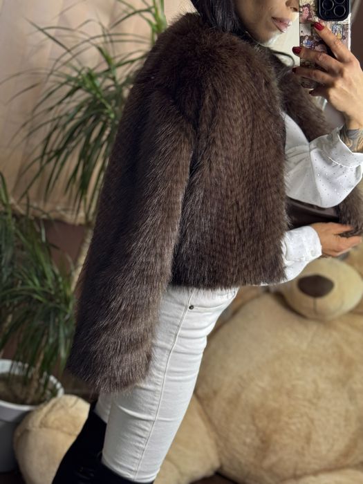 Палто в кафяво от висок клас еко косъм