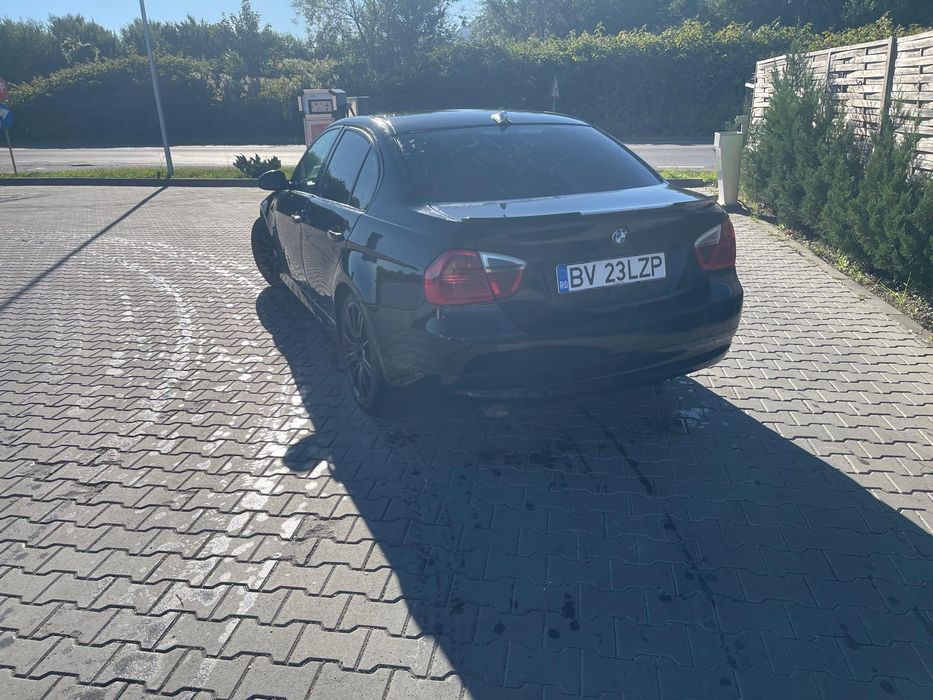 Vând BMW 318D E90