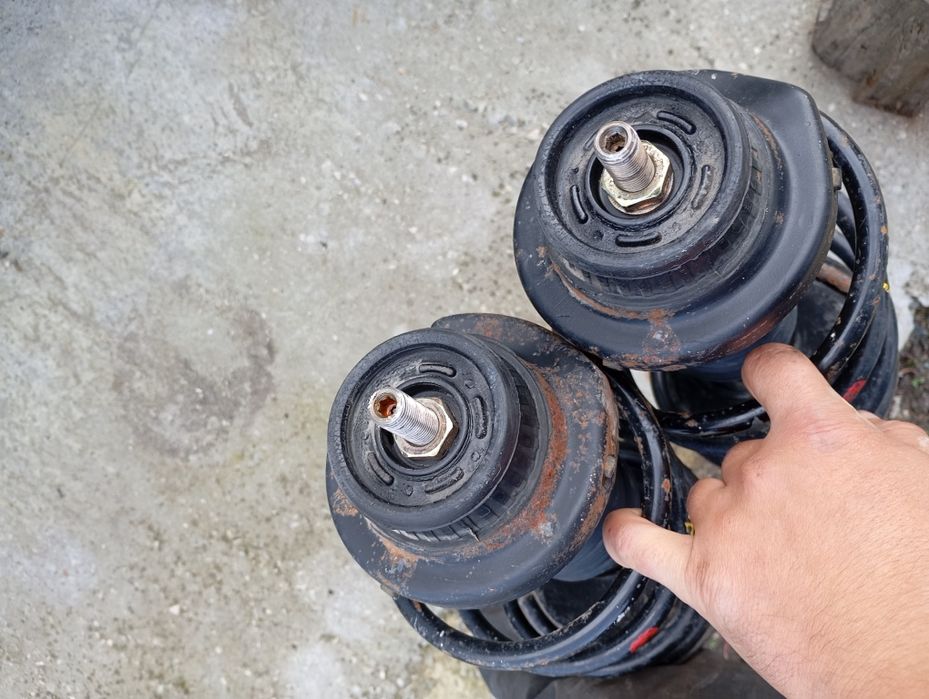 Задни амортисьори Alfa Romeo 147