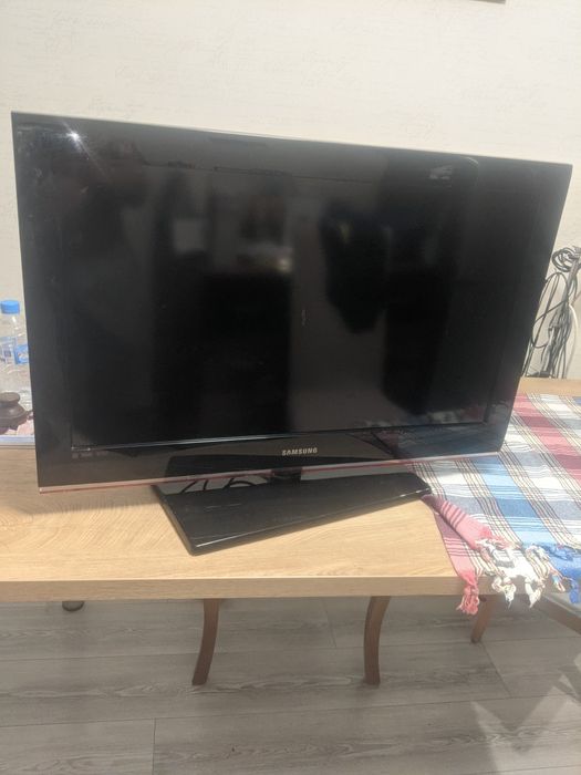 Два телевизора за ремонт или за части
