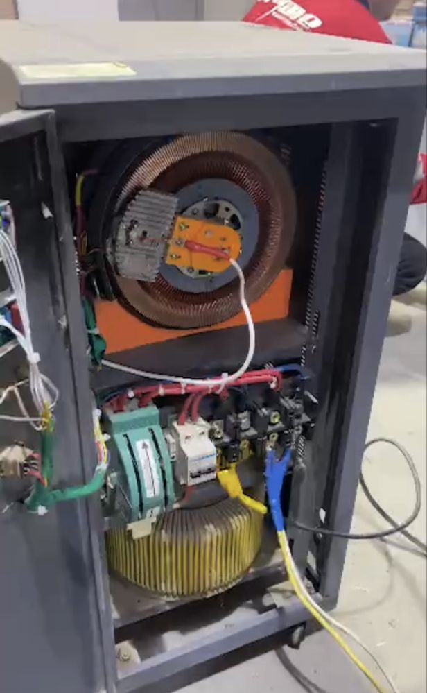 Stabilizator sotiladi. 30 kva
