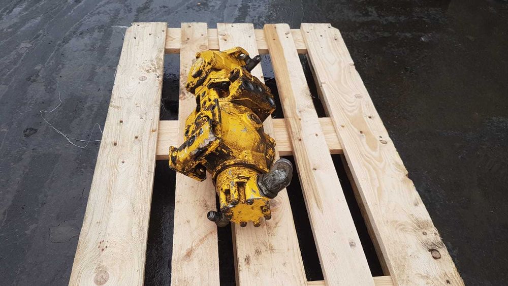 Pompa hidraulica miniincarcator bobcat New holland LS170