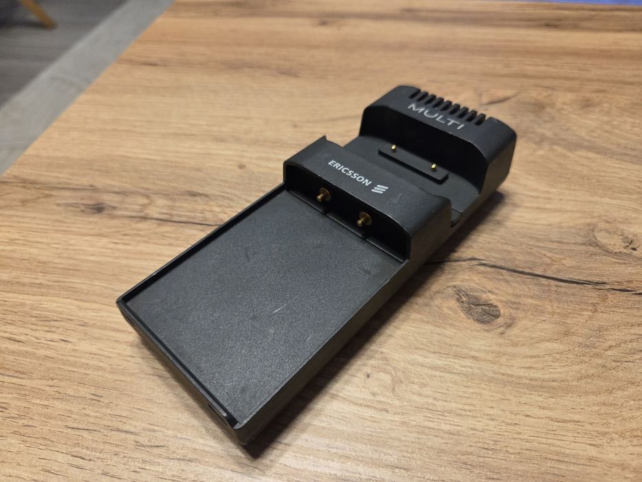 Dock-uri (standuri) telefoane Nokia, Siemens, Ericsson, Motorola, Benq