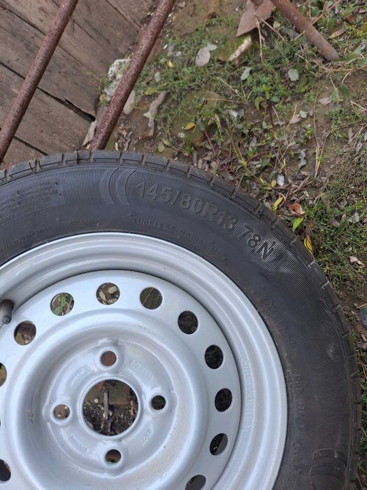 Vând roată rezervă remorcuță 750