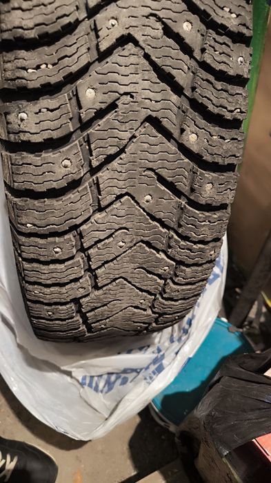 Продам зимние шины