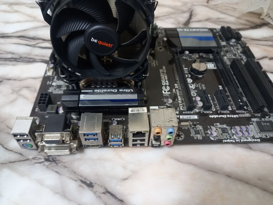 Дъно Gigabyte H87-D3H + Intel® Core i7-4790 +16gb ddr3