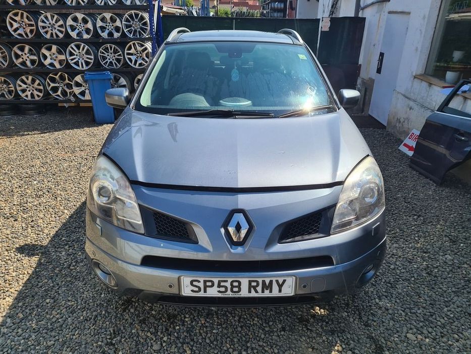 Bara fata Renault Koleos 2008 - 2015 GRI (1015) model cu spalatoare far CRAPATA