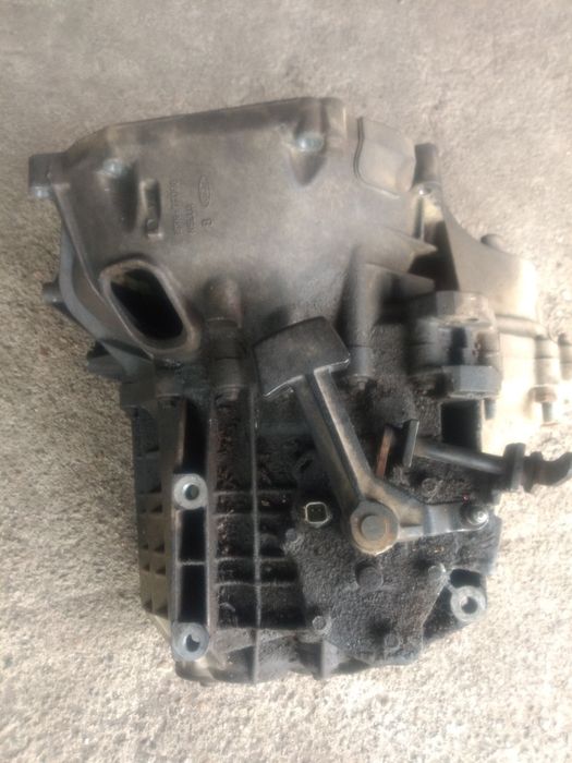 Cutie viteze  Volvo s40