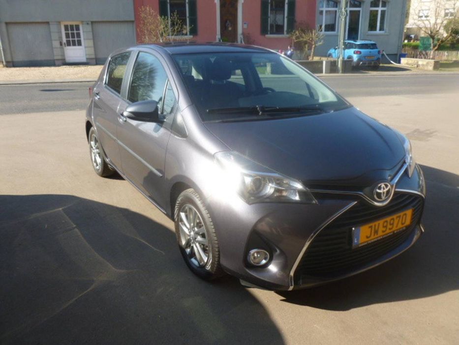 Toyota Yaris 1.4D4D 1ND 4бр НА ЧАСТИ
