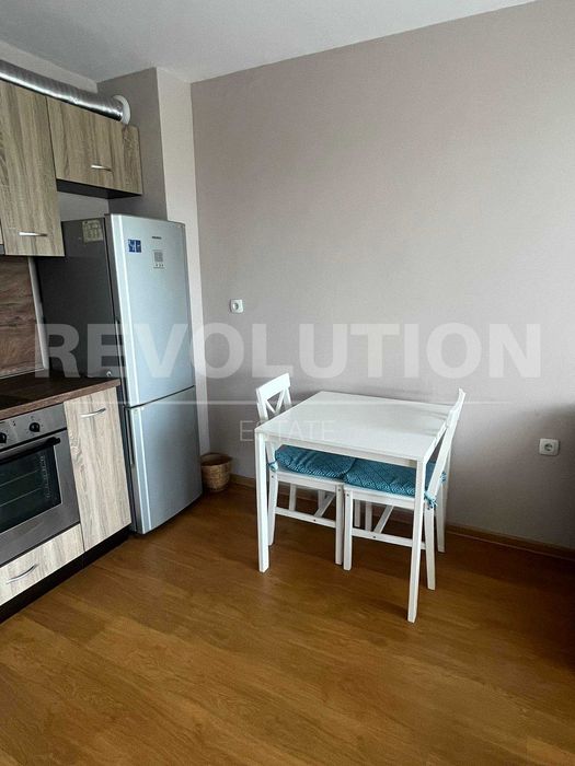 Дава се под наем Двустаен апартамент в Пловдив, Каменица 1 - 65 кв.м за 300 € - Снимка #2