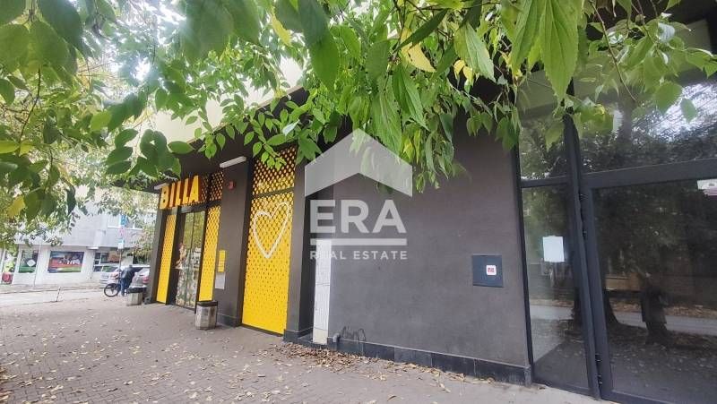 ЕКСКЛУЗИВНО! Двустаен обзаведен апартамент под наем, над хипермаркет Б