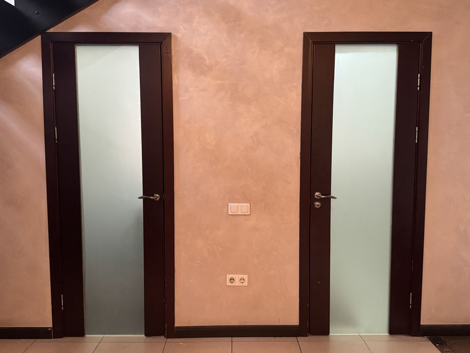 Продам двери межкомнатные