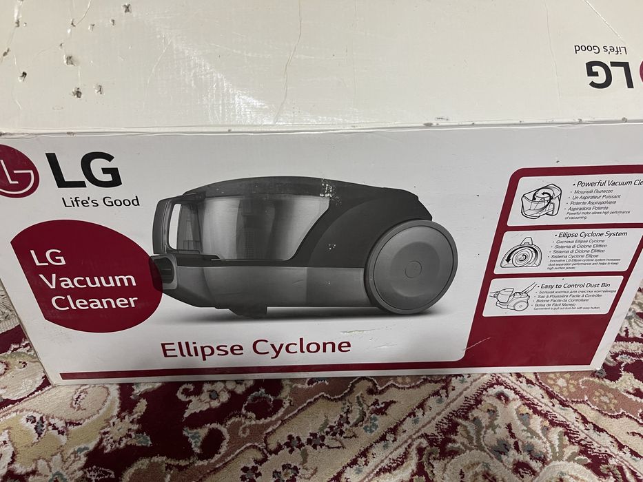 Продам пылесос почти новый