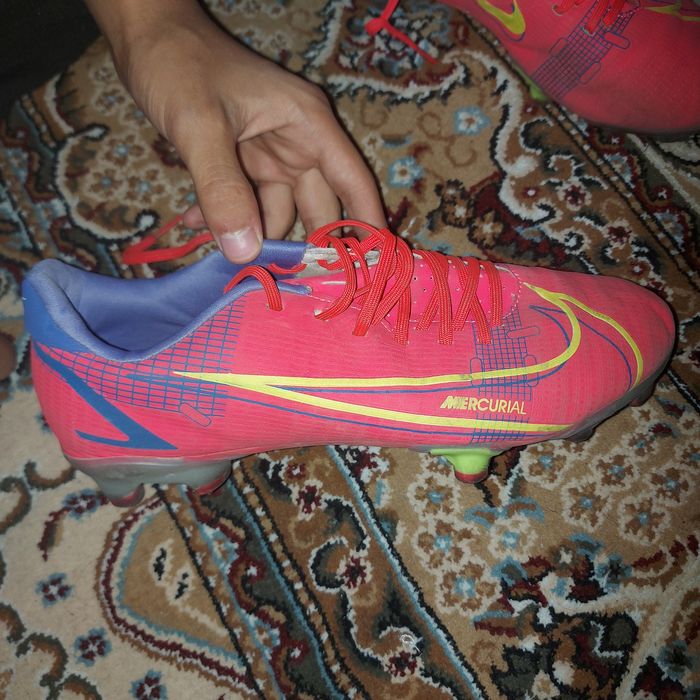 Бутсы Nike mercurial
