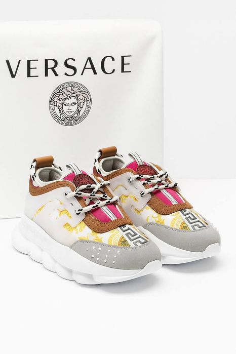 Adidasi versace ..