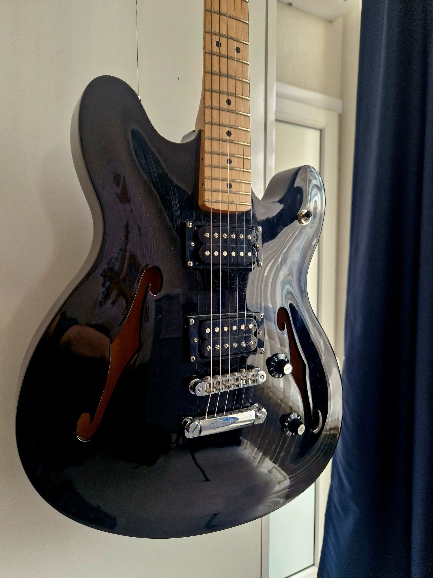 Электрогитара Squier Starcaster Affinity series