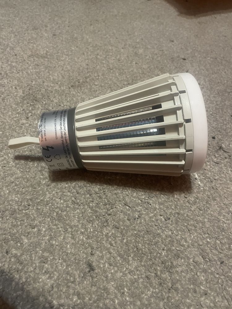 Лампа за унищожаване на насекоми със светлина Livarmo