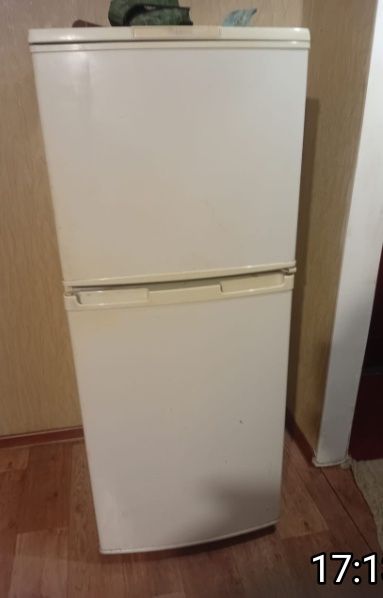 Отдам холодильник бесплатно,самовывоз
